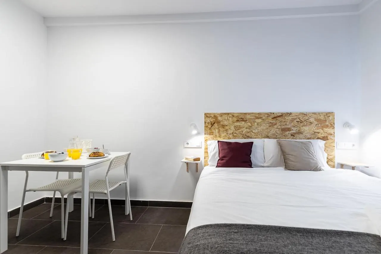 Fun Building Studios By Homeabout Malaga Apartament