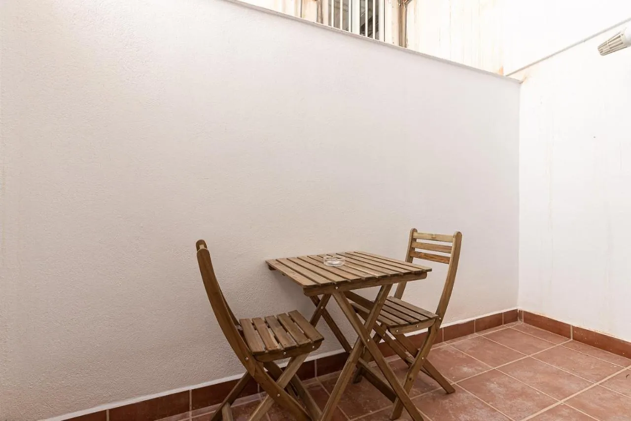 Fun Building Studios By Homeabout Málaga