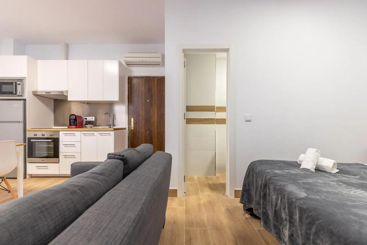 Fun Building Studios By Homeabout Málaga