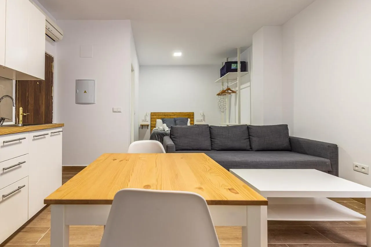 Fun Building Studios By Homeabout Málaga 0*,