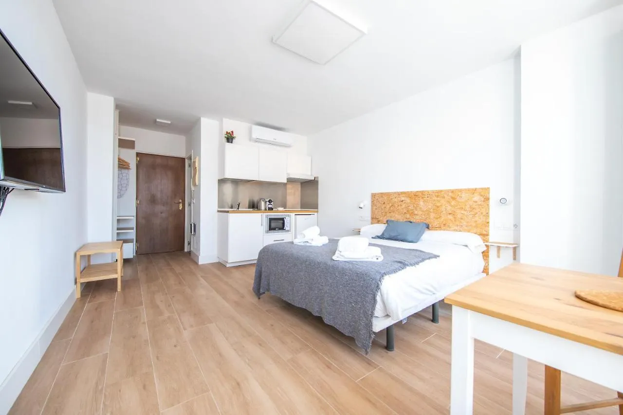 Fun Building Studios By Homeabout Málaga Appartement